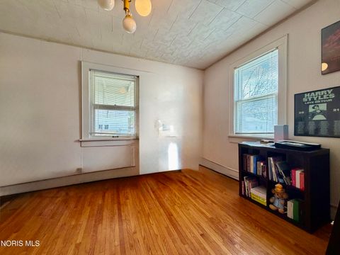 Tiny photo for 637 Jefferson Avenue, Defiance, OH 43512 (MLS # 10006353)