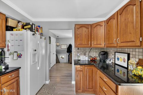 Tiny photo for 1324 Winghaven Road, Maumee, OH 43537 (MLS # 10007352)