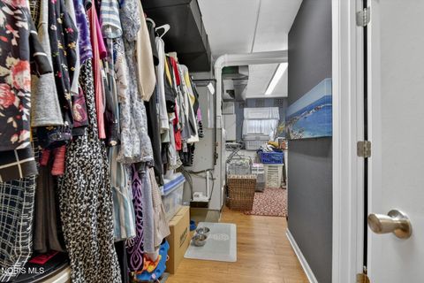 Tiny photo for 1324 Winghaven Road, Maumee, OH 43537 (MLS # 10007352)