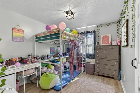 Tiny photo for 1324 Winghaven Road, Maumee, OH 43537 (MLS # 10007352)