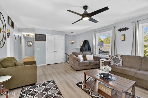 Tiny photo for 1324 Winghaven Road, Maumee, OH 43537 (MLS # 10007352)