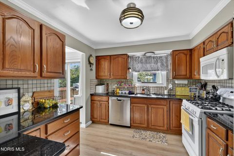 Tiny photo for 1324 Winghaven Road, Maumee, OH 43537 (MLS # 10007352)