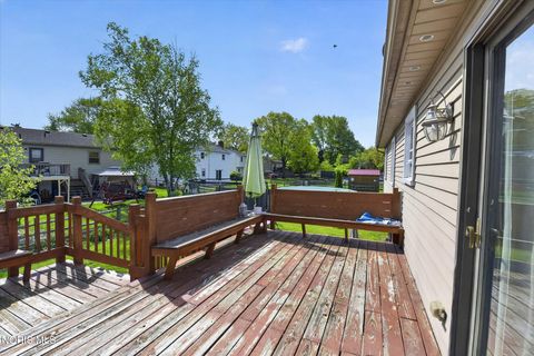 Tiny photo for 1324 Winghaven Road, Maumee, OH 43537 (MLS # 10007352)