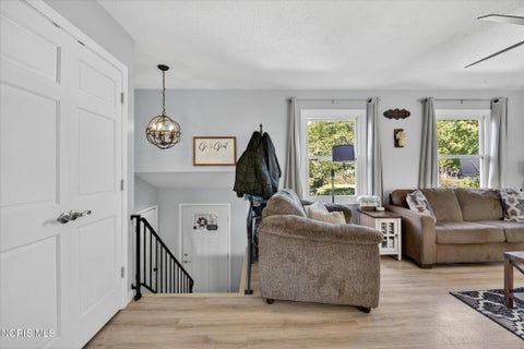 Tiny photo for 1324 Winghaven Road, Maumee, OH 43537 (MLS # 10007352)