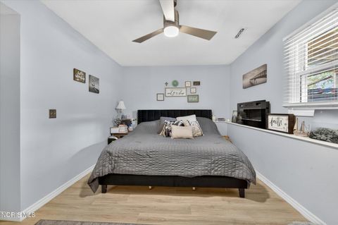 Tiny photo for 1324 Winghaven Road, Maumee, OH 43537 (MLS # 10007352)