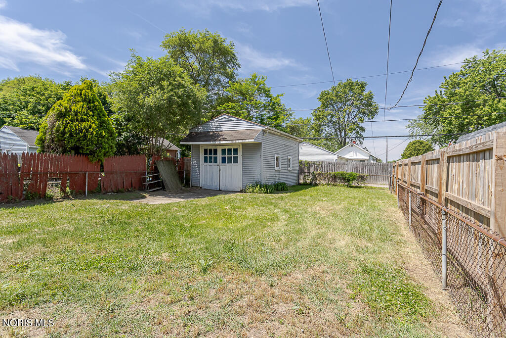 648 Woodsdale Avenue