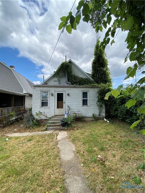 Tiny photo for 126 Worthington Street, Toledo, OH 43605 (MLS # 10006391)