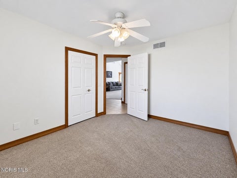 Tiny photo for 59 Aynsley Landing, Bowling Green, OH 43402 (MLS # 10014023)
