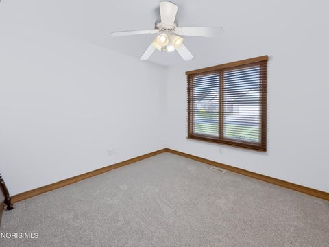 Tiny photo for 59 Aynsley Landing, Bowling Green, OH 43402 (MLS # 10014023)