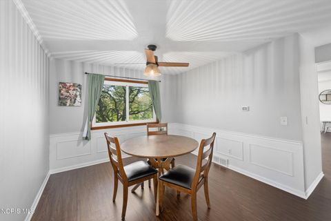 Tiny photo for 904 Apple Creek Drive, Perrysburg, OH 43551 (MLS # 10006189)