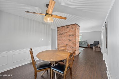 Tiny photo for 904 Apple Creek Drive, Perrysburg, OH 43551 (MLS # 10006189)