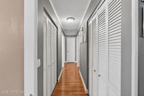 Tiny photo for 430 E 3rd Street, Perrysburg, OH 43551 (MLS # 10002462)