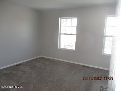 Tiny photo for 221 South Avenue, Toledo, OH 43609 (MLS # 10004077)
