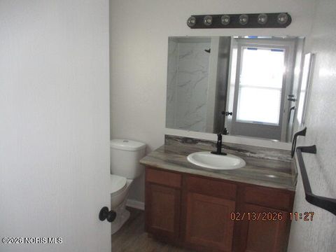 Tiny photo for 221 South Avenue, Toledo, OH 43609 (MLS # 10004077)