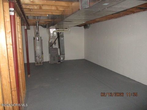 Tiny photo for 221 South Avenue, Toledo, OH 43609 (MLS # 10004077)