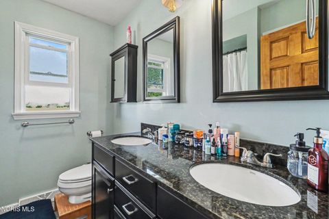 Tiny photo for 15460 Bishop Road, Bowling Green, OH 43402 (MLS # 10007813)