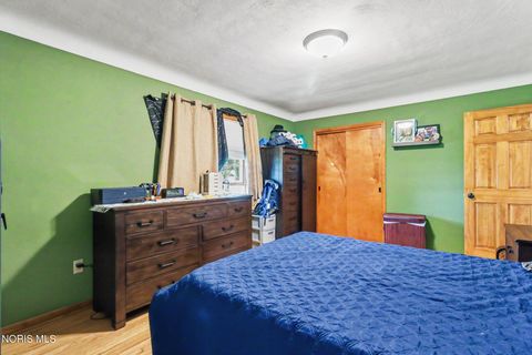 Tiny photo for 15460 Bishop Road, Bowling Green, OH 43402 (MLS # 10007813)