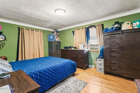 Tiny photo for 15460 Bishop Road, Bowling Green, OH 43402 (MLS # 10007813)