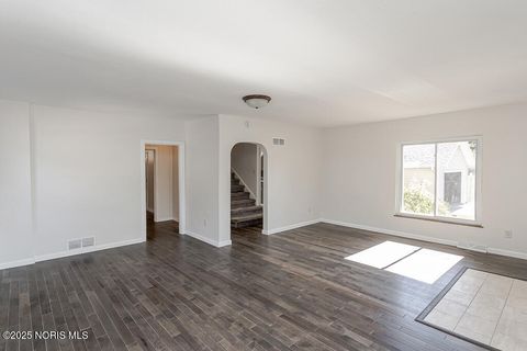 Tiny photo for 5338 Amsden Avenue, Toledo, OH 43613 (MLS # 10000287)