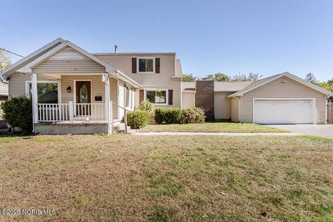 Tiny photo for 5338 Amsden Avenue, Toledo, OH 43613 (MLS # 10000287)