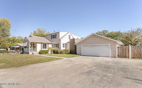 Photo of 5338 Amsden Avenue, Toledo, OH 43613 (MLS # 10000287)