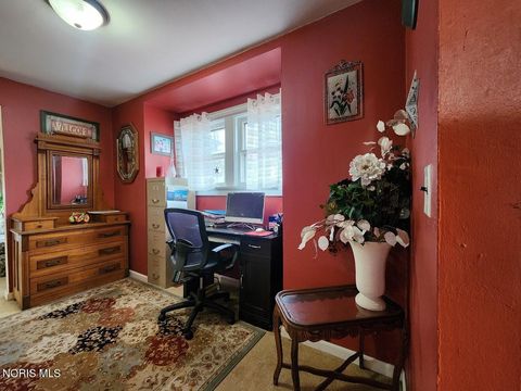 Tiny photo for 822 Culley Road, Holland, OH 43528 (MLS # 10006304)