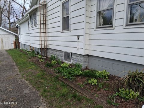 Tiny photo for 822 Culley Road, Holland, OH 43528 (MLS # 10006304)