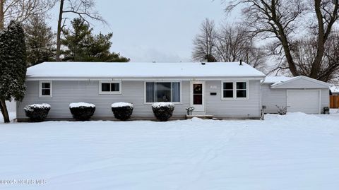 Tiny photo for 5043 Barton Place, Sylvania, OH 43560 (MLS # 10002211)
