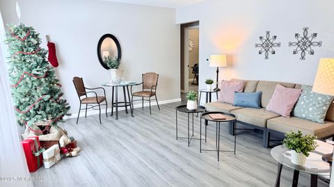 Tiny photo for 5043 Barton Place, Sylvania, OH 43560 (MLS # 10002211)