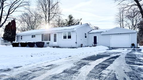 Photo of 5043 Barton Place, Sylvania, OH 43560 (MLS # 10002211)