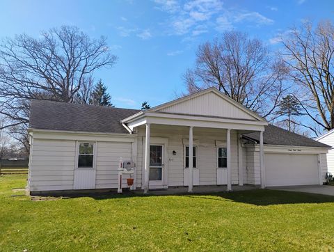 Photo of 7315 Grenlock Drive, Sylvania, OH 43560 (MLS # 10005857)