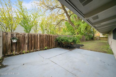 Tiny photo for 3144 E Lincolnshire Boulevard, Toledo, OH 43606 (MLS # 10000910)