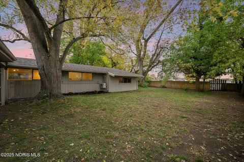 Tiny photo for 3144 E Lincolnshire Boulevard, Toledo, OH 43606 (MLS # 10000910)