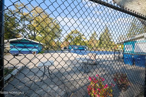 Tiny photo for 3144 E Lincolnshire Boulevard, Toledo, OH 43606 (MLS # 10000910)