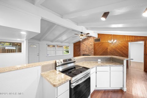 Tiny photo for 3144 E Lincolnshire Boulevard, Toledo, OH 43606 (MLS # 10000910)