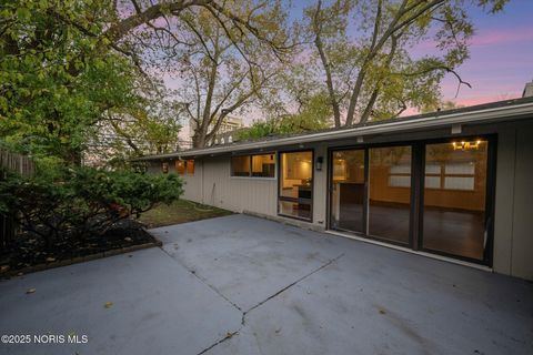 Tiny photo for 3144 E Lincolnshire Boulevard, Toledo, OH 43606 (MLS # 10000910)