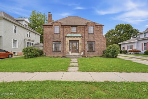 Photo of 733 N Main Street, Fostoria, OH 44830 (MLS # 10013735)
