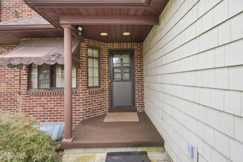 Tiny photo for 733 N Main Street, Fostoria, OH 44830 (MLS # 10013735)