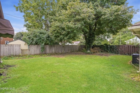 Tiny photo for 733 N Main Street, Fostoria, OH 44830 (MLS # 10013735)