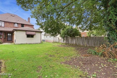 Tiny photo for 733 N Main Street, Fostoria, OH 44830 (MLS # 10013735)
