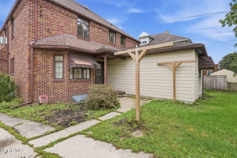 Tiny photo for 733 N Main Street, Fostoria, OH 44830 (MLS # 10013735)