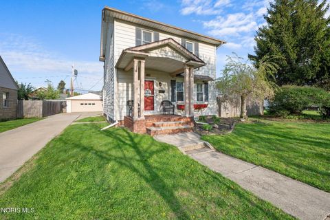 Tiny photo for 641 Ansonia Street, Oregon, OH 43616 (MLS # 10006636)