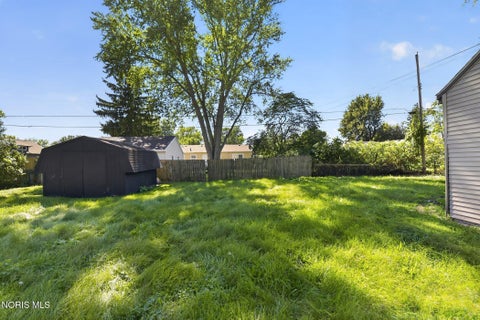 Tiny photo for 5235 Patriot Drive, Toledo, OH 43611 (MLS # 10013941)