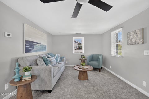 Tiny photo for 5235 Patriot Drive, Toledo, OH 43611 (MLS # 10013941)