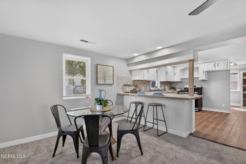Tiny photo for 5235 Patriot Drive, Toledo, OH 43611 (MLS # 10013941)