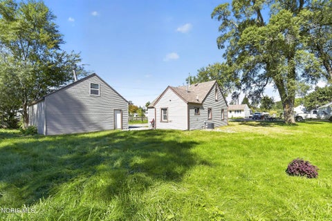 Tiny photo for 5235 Patriot Drive, Toledo, OH 43611 (MLS # 10013941)