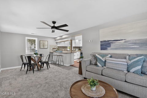 Tiny photo for 5235 Patriot Drive, Toledo, OH 43611 (MLS # 10013941)