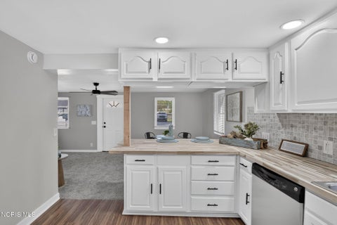 Tiny photo for 5235 Patriot Drive, Toledo, OH 43611 (MLS # 10013941)