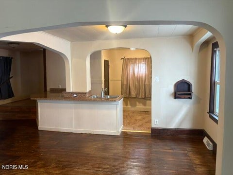 Tiny photo for 2034 Fairfax Road, Toledo, OH 43613 (MLS # 10012085)