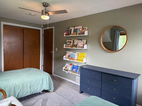 Tiny photo for 1111 Kurtz Street, Maumee, OH 43537 (MLS # 10012633)